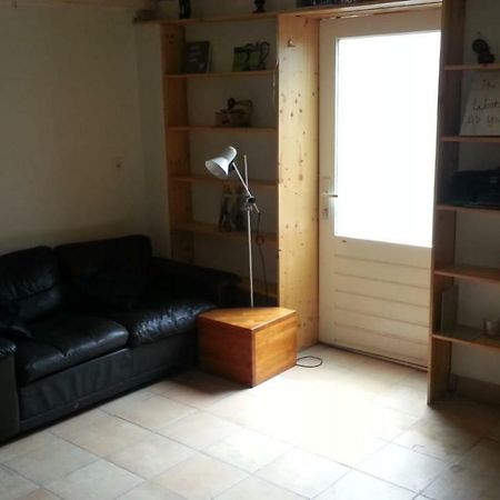 studio-appartement in paardenstal Colijnsplaat Esterno foto