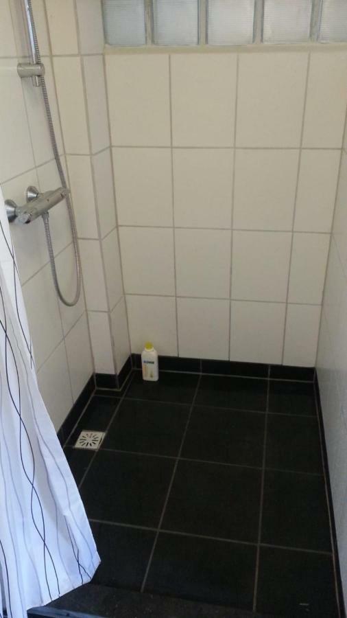 studio-appartement in paardenstal Colijnsplaat Esterno foto